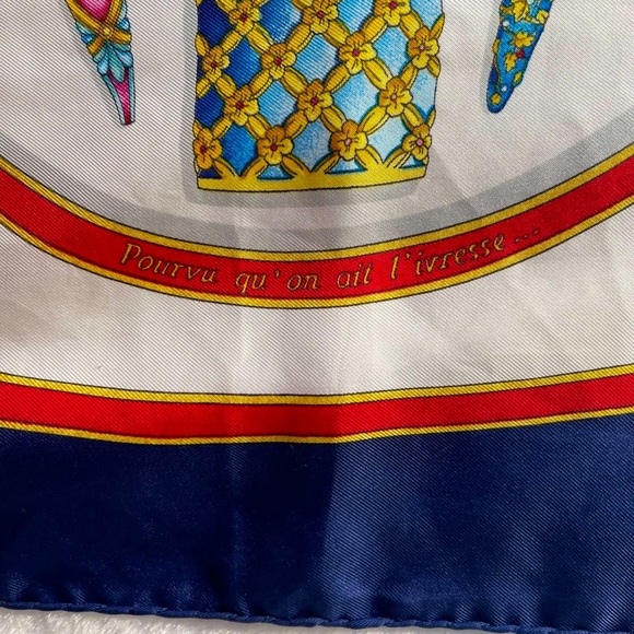 100% silk HERMÈS Qu' Importe Le Flacon Silk Scarf vintage perfume jewelry design - Picture 6 of 9